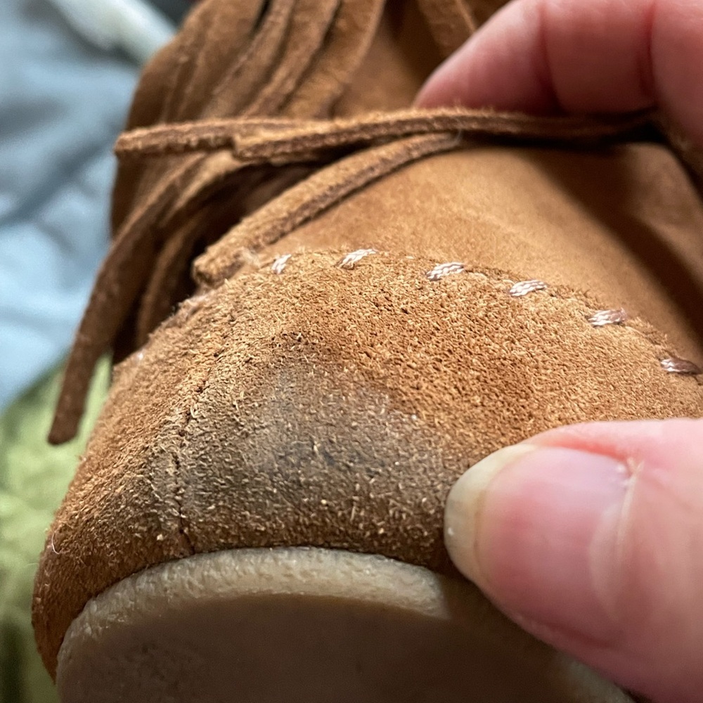 Cute moccasin type light brown Booties! Size 8.5
Pre owned-MAKULU CALIFORNIA-S - Picture 10 of 13